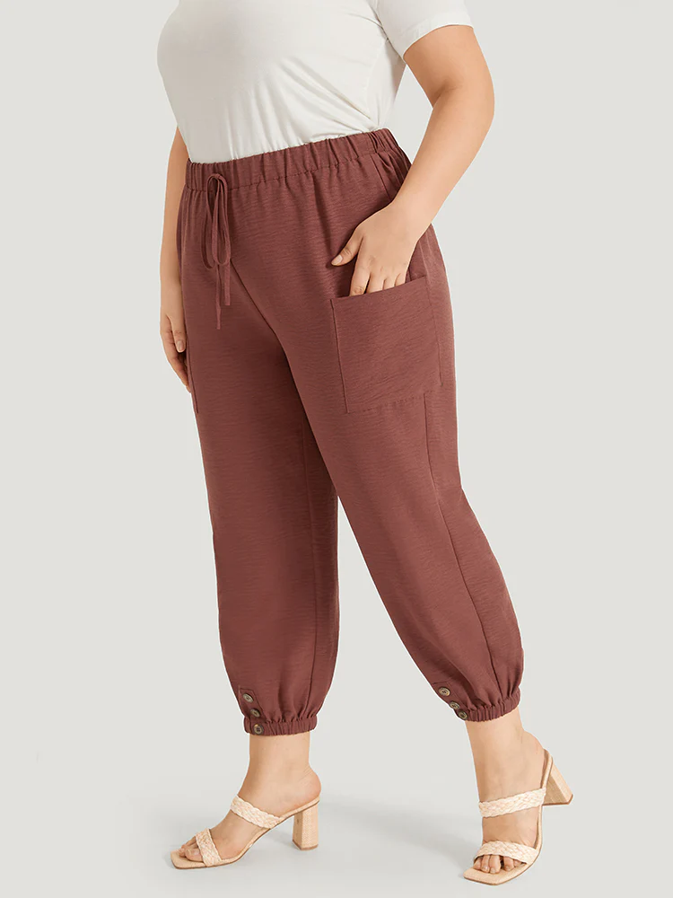 Solid Patched Pocket Bowknot Button Detail Pants - Image 3