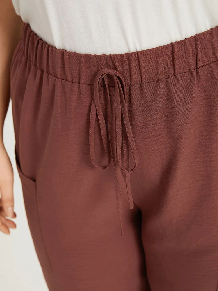 Solid Patched Pocket Bowknot Button Detail Pants - Image 6