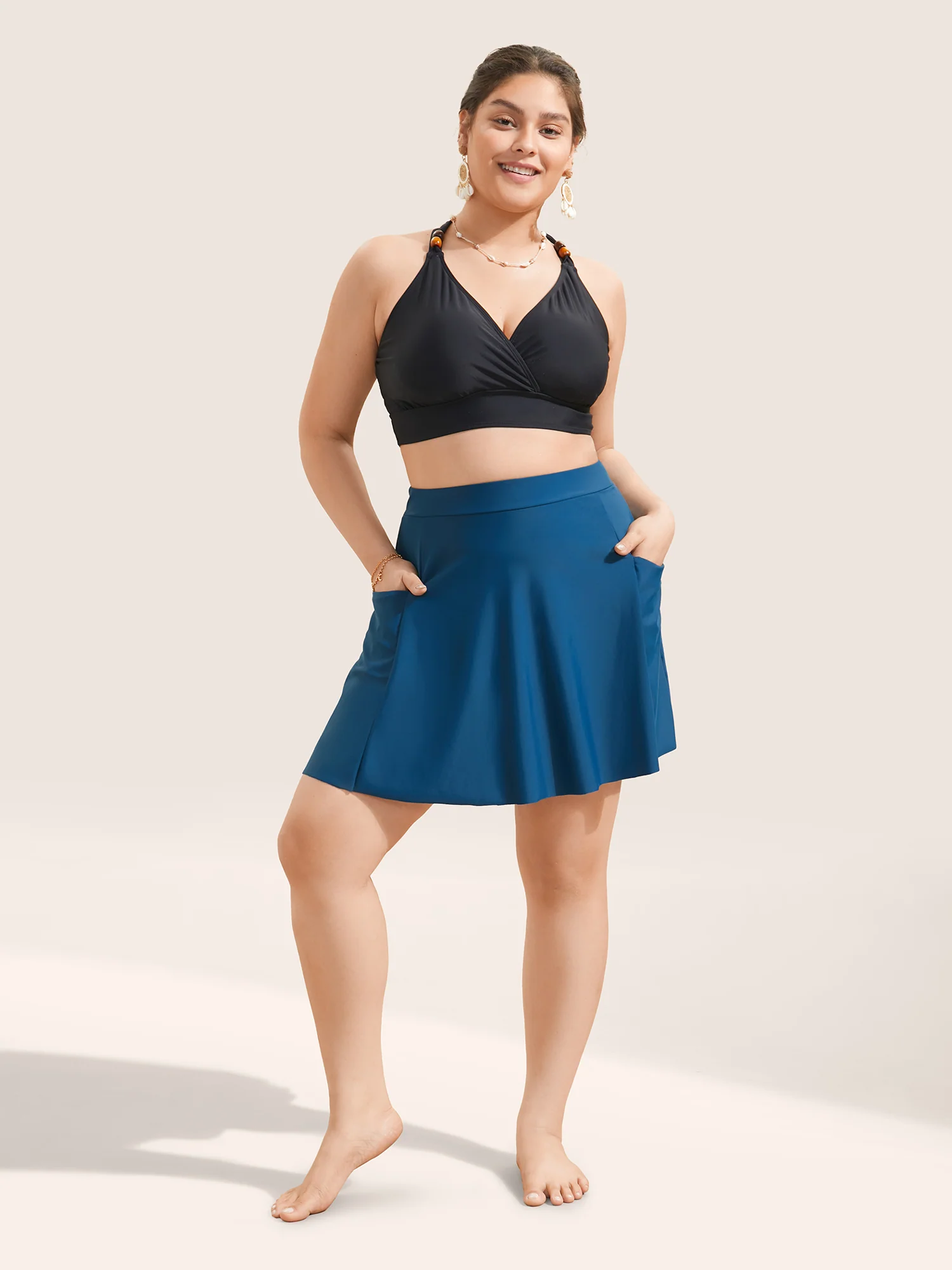 Solid Patched Pocket Side Pleated Swim Skirt - Image 3