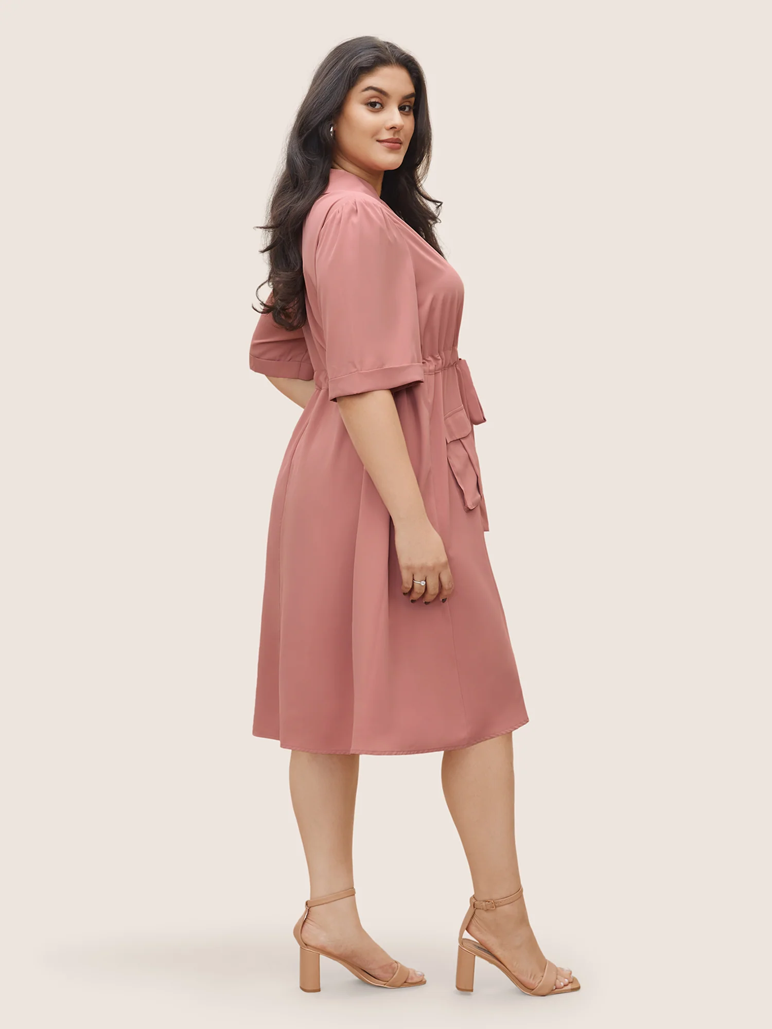 Solid Patched Pocket Ties Gathered Dress - Image 3
