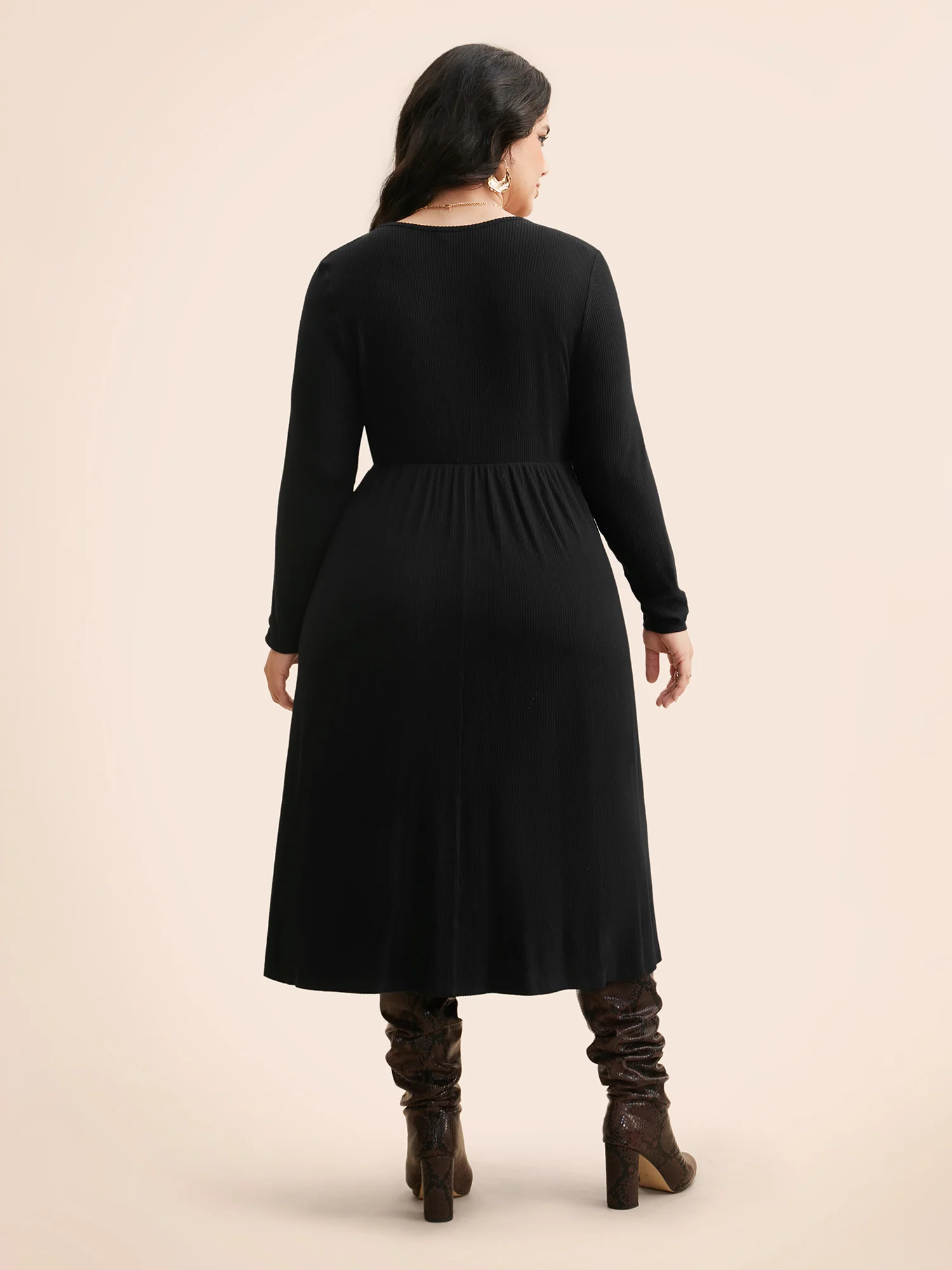 Solid Pit Strip Cut Out Dress - Image 5