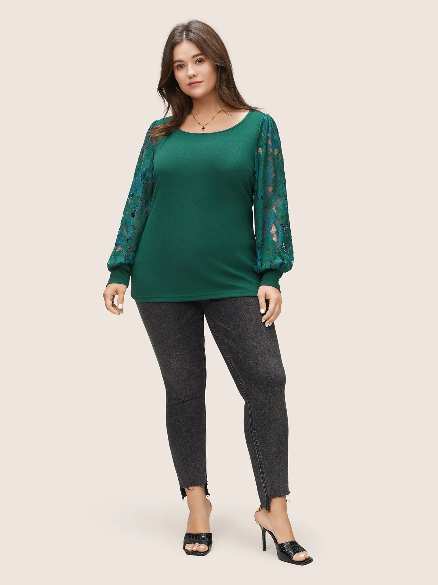 Solid Plants Guipure Lace Gathered T-shirt - Image 3
