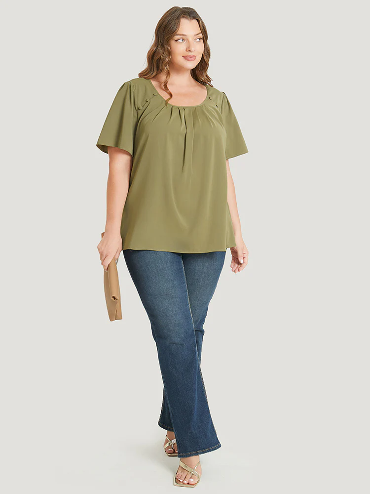 Solid Pleated Button Detail Blouse - Image 5