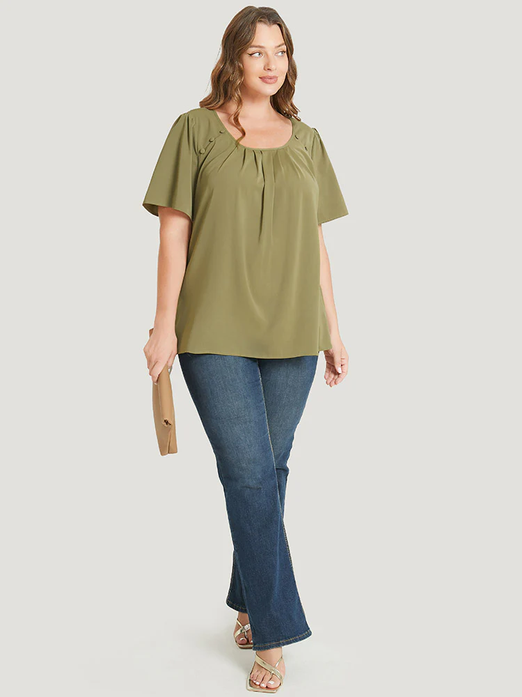 Solid Pleated Button Detail Blouse - Image 6