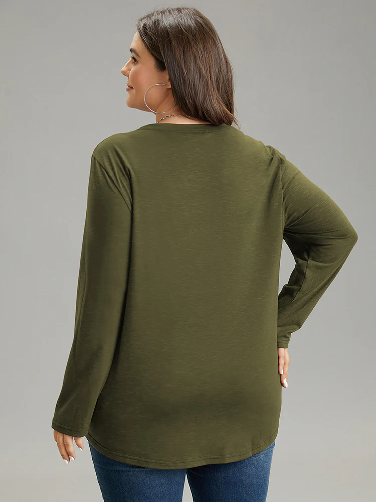Solid Pleated Round Neck T-shirt - Image 2