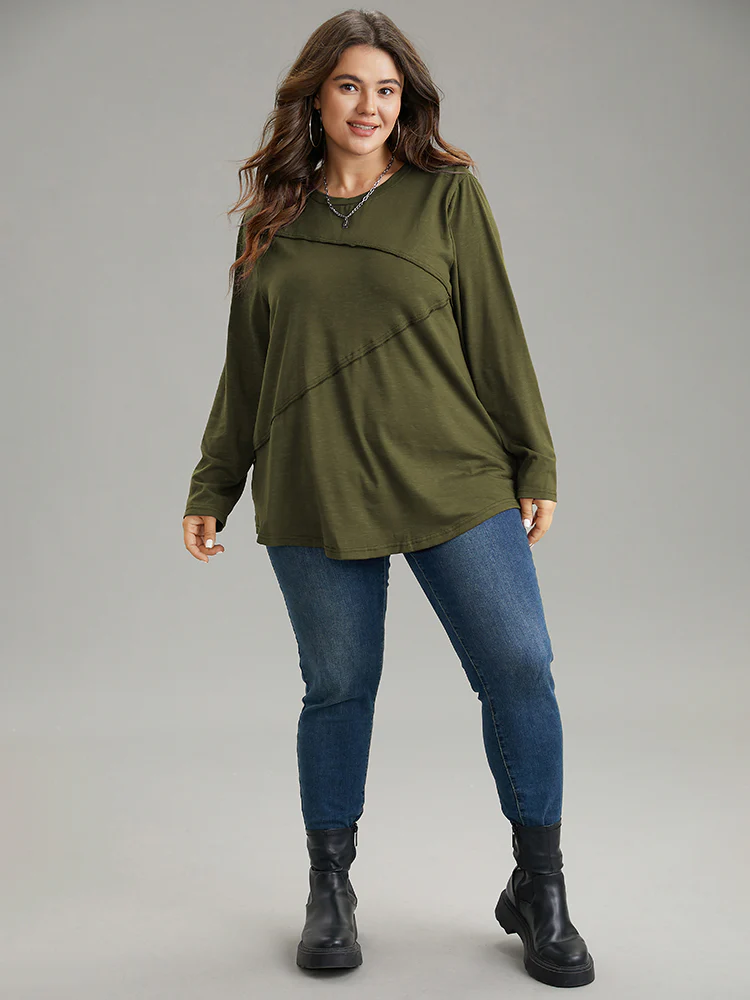 Solid Pleated Round Neck T-shirt - Image 4