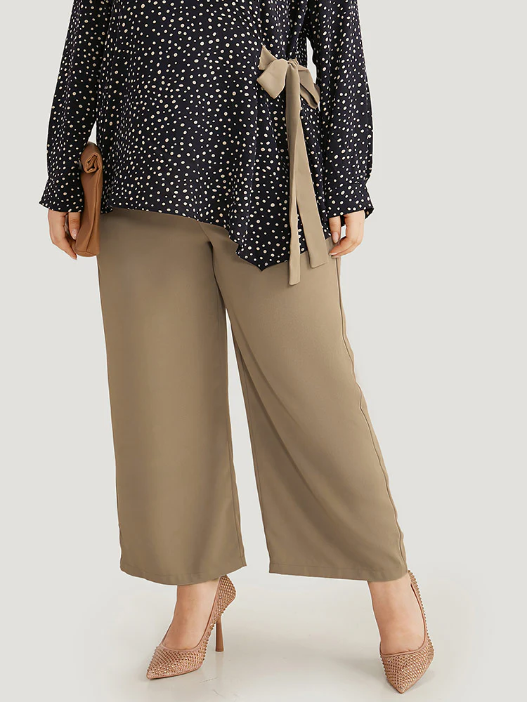 Solid Plicated Detail Woven Pants - Image 3