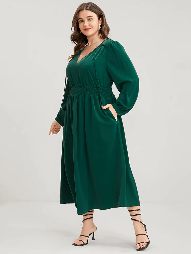 Solid Pocket Shirred Tie V Neck Ruffle Hem Dress - Image 2