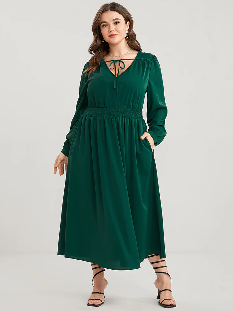 Solid Pocket Shirred Tie V Neck Ruffle Hem Dress - Image 3