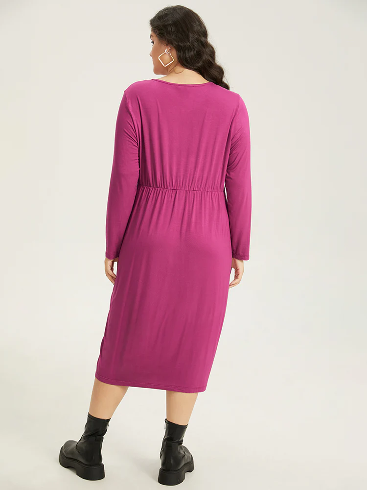 Solid Pocket V Neck Plicated Detail Dress - Image 3