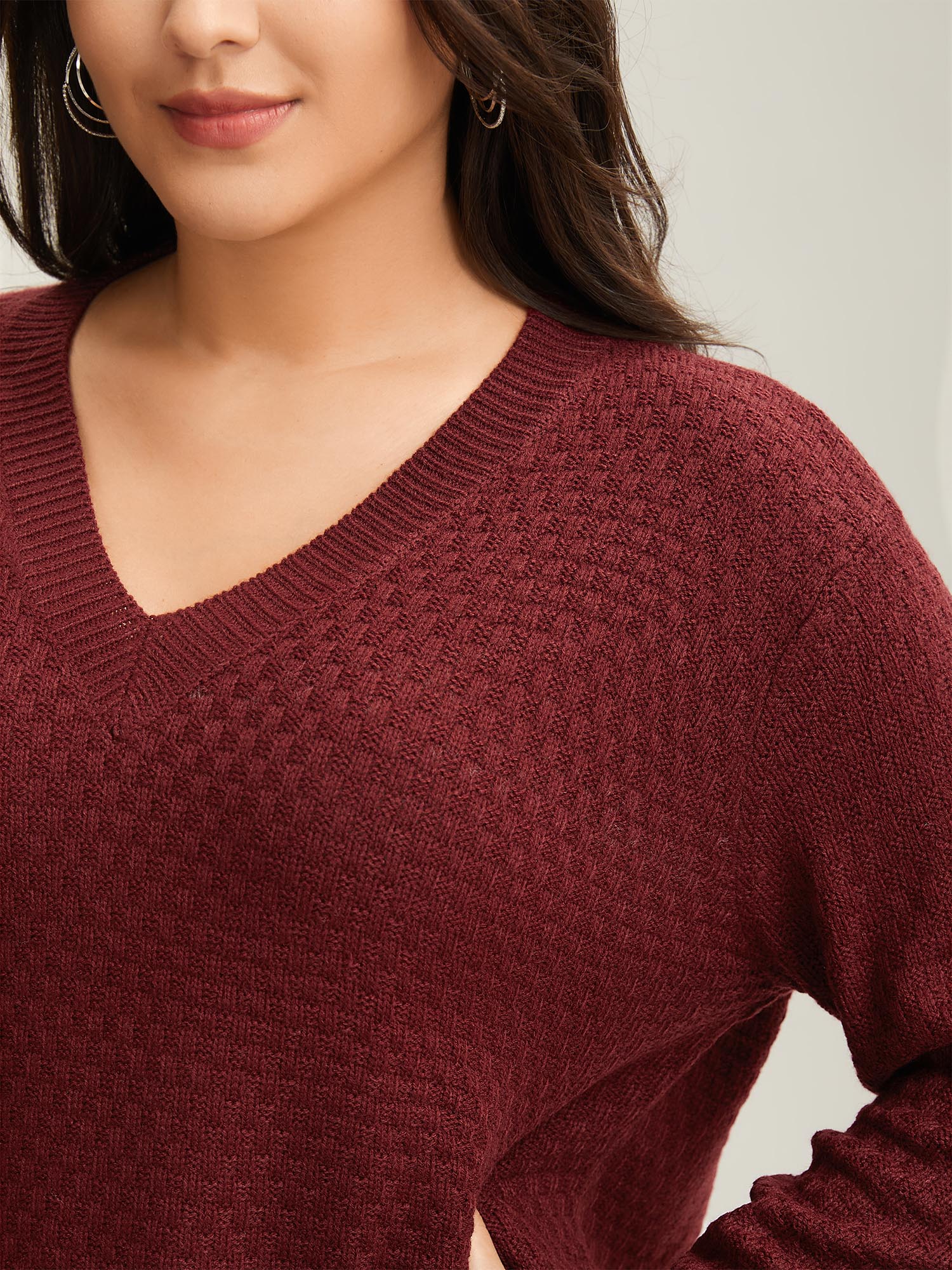 Solid Pointelle Knit V Neck Loose Knit Top - Image 4