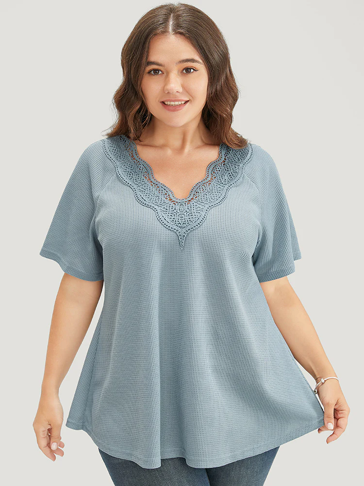 Solid Raglan Sleeve Contrast Lace Waffle Knit T-shirt - Image 2