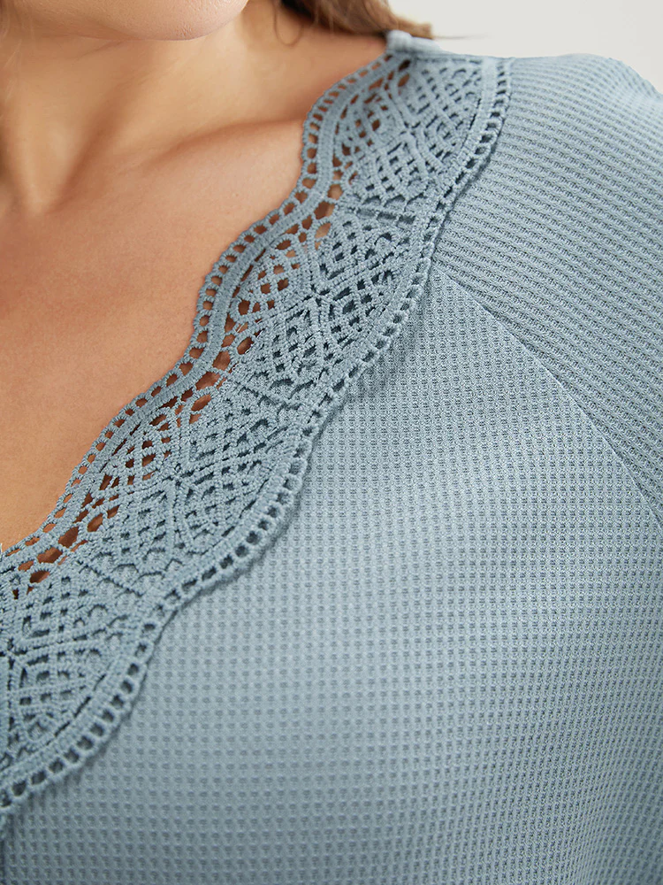 Solid Raglan Sleeve Contrast Lace Waffle Knit T-shirt - Image 8