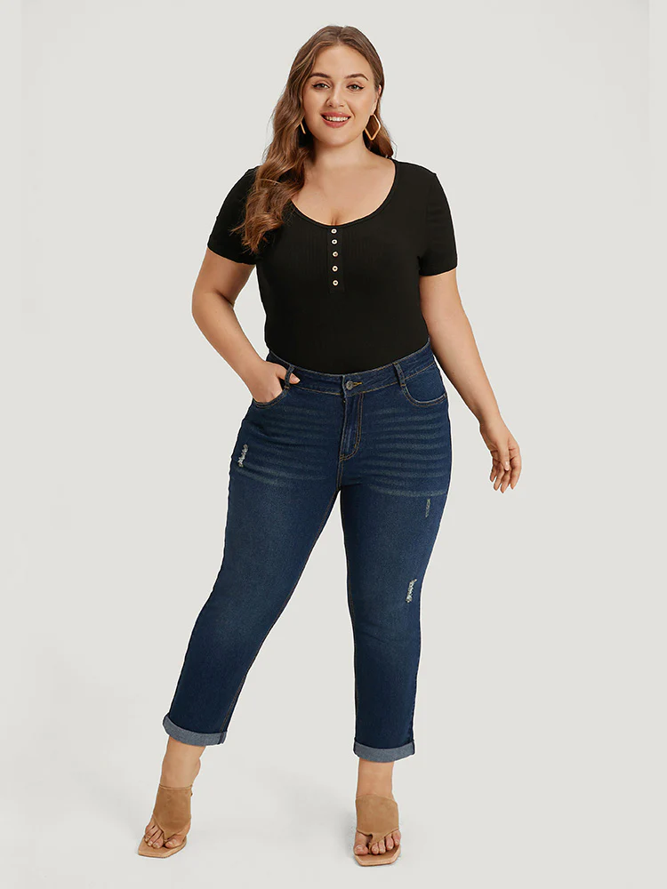 Solid Ripped Pocket Roll Hem Jeans - Image 4