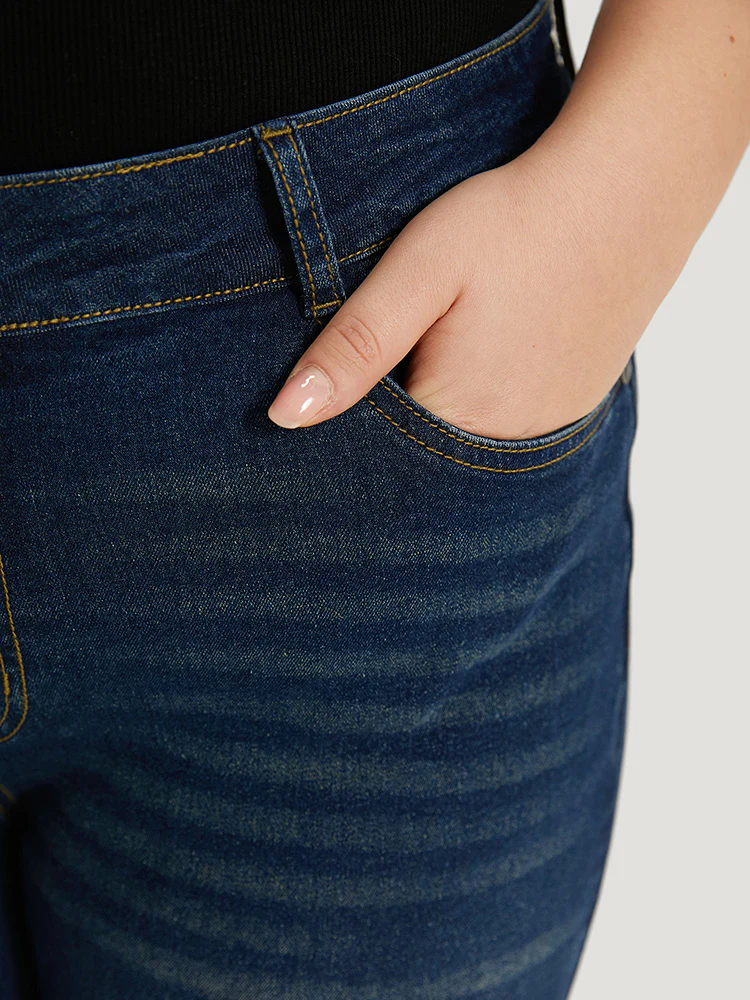 Solid Ripped Pocket Roll Hem Jeans - Image 7