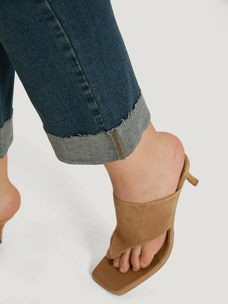 Solid Ripped Roll Hem Pocket Straight Leg Jeans - Image 10