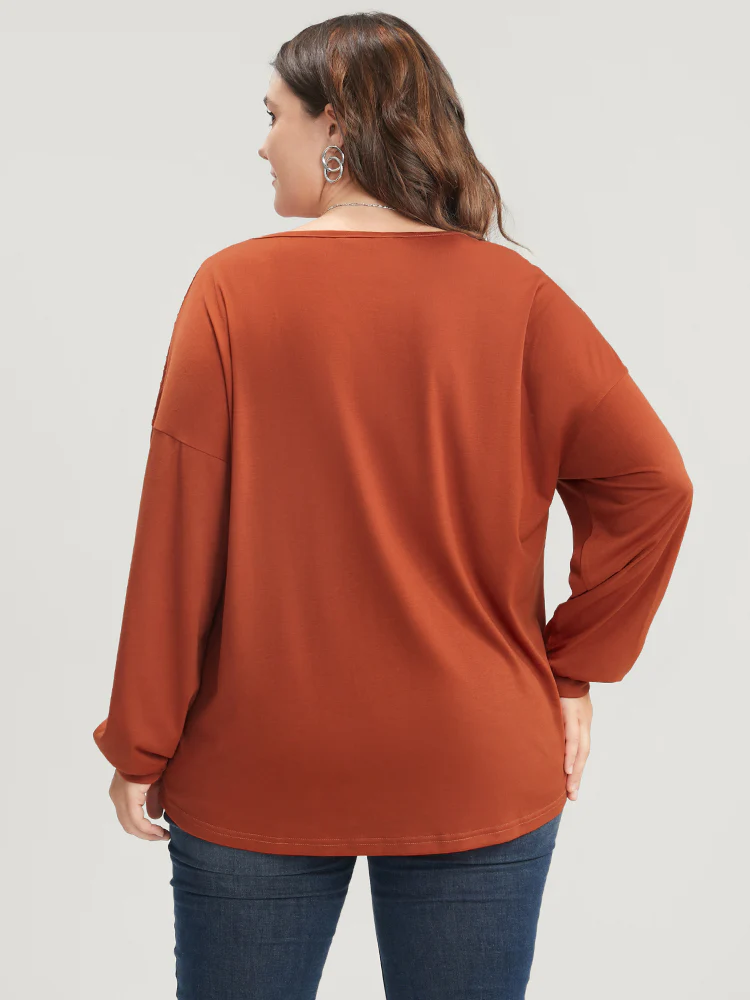 Solid Round Neck Eyelet Insert Long Tee - Image 5