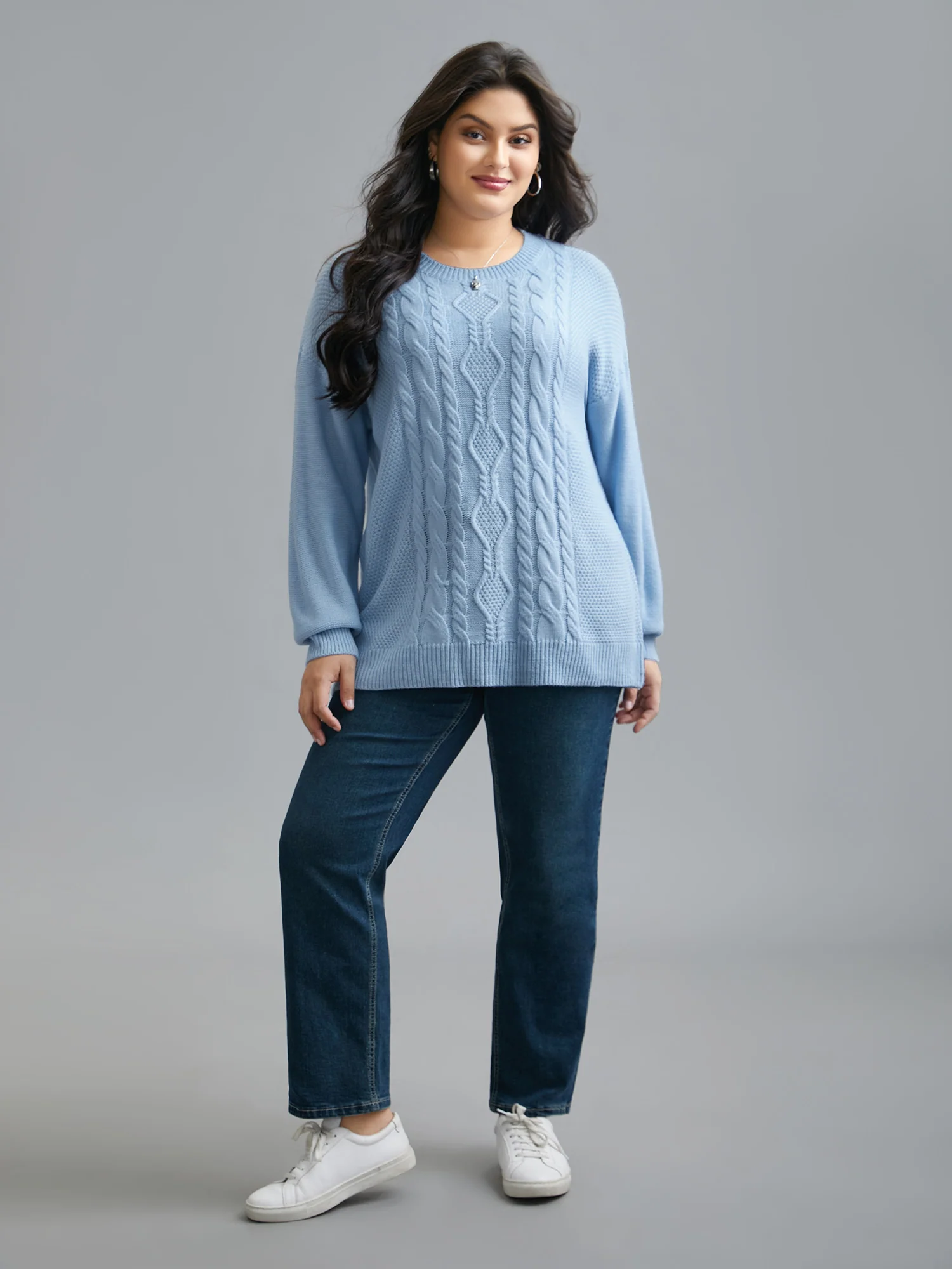 Solid Round Neck Plisse Cable Knit Pullover - Image 3