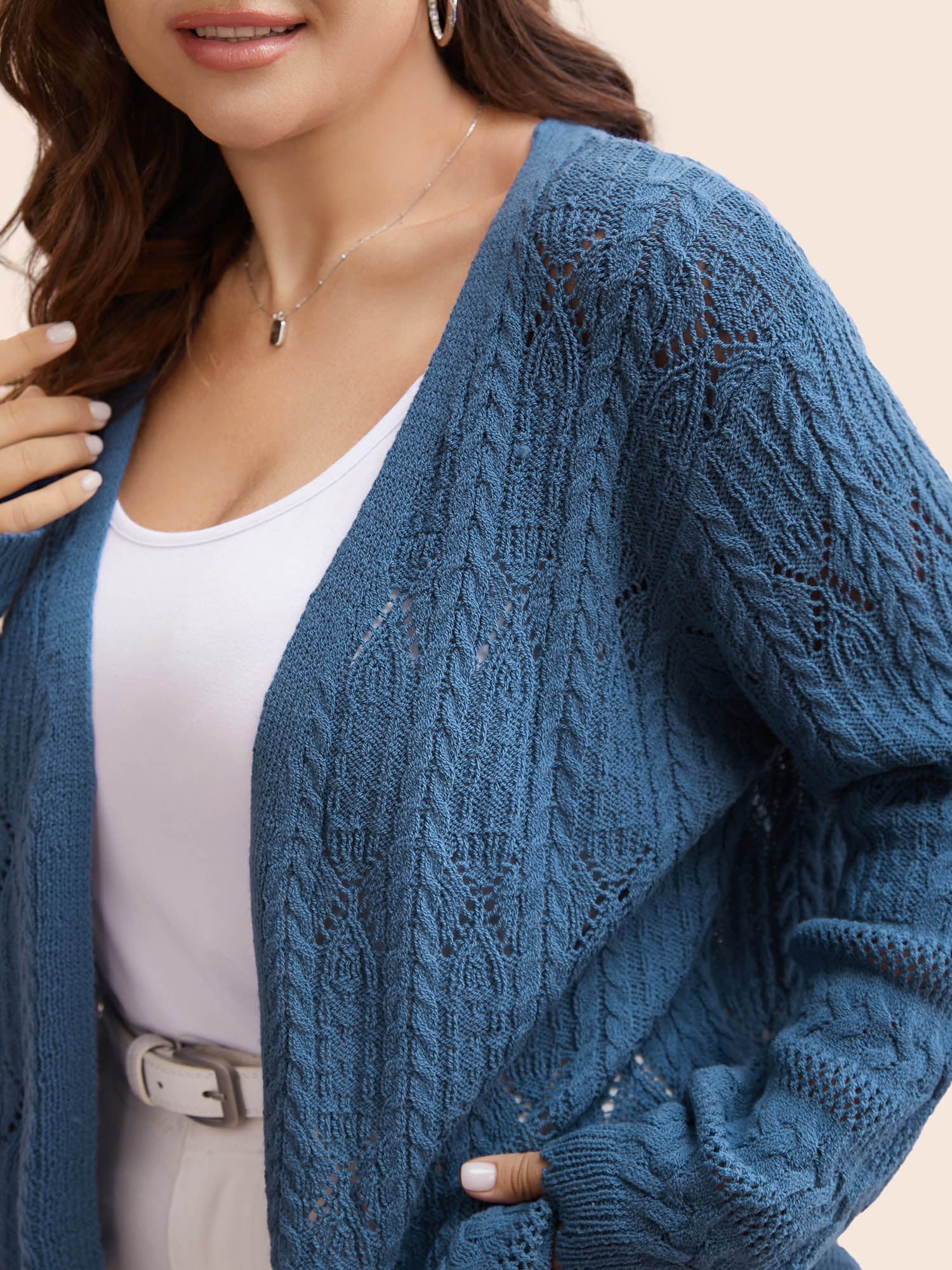 Solid Scalloped Trim Cable Knit Cardigan - Image 5