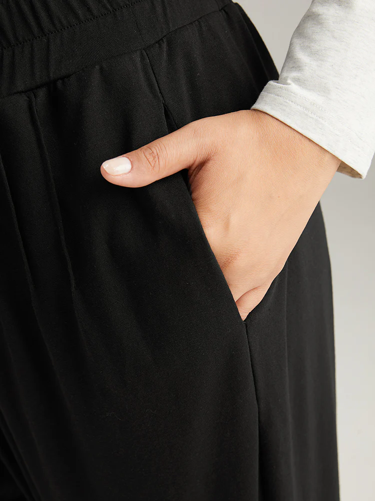 Solid Shirred Pocket Harem Sweatpants - Image 5