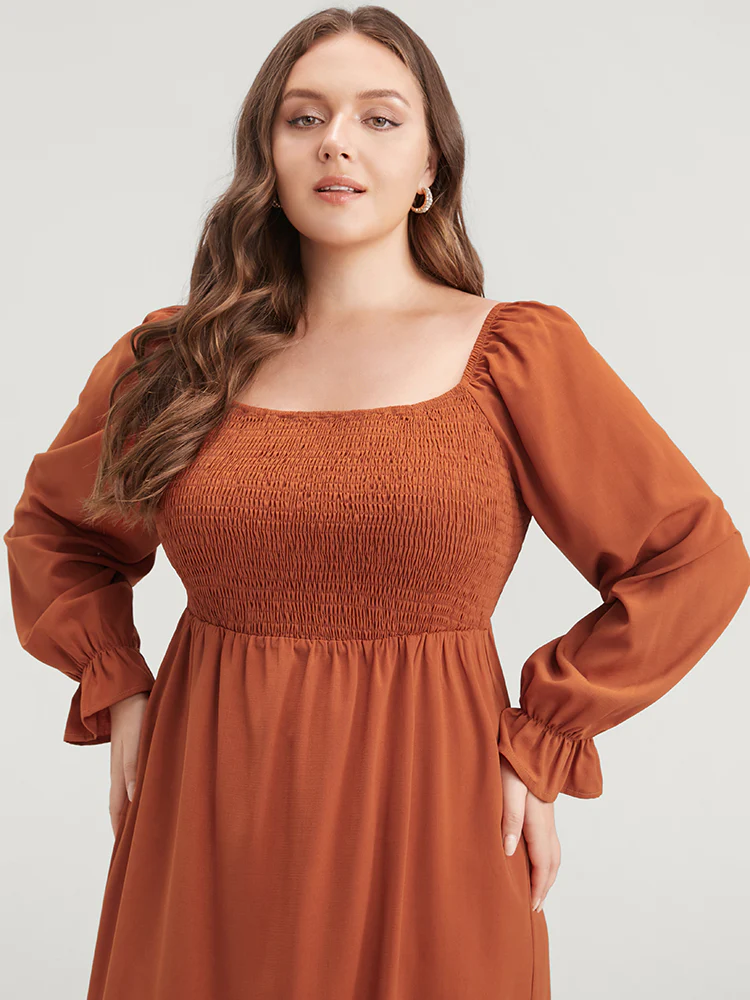 Solid Shirred Square Neck Lantern Sleeve Split Hem Dress - Image 3
