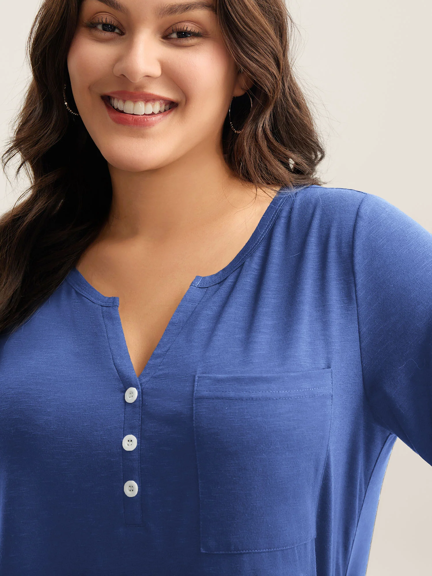 Solid Split Neck Button Detail T-Shirt - Image 26