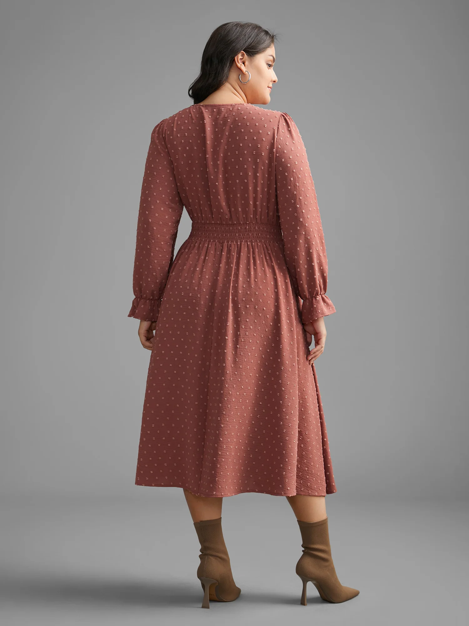 Solid Texture Ruffles Shirred Gathered Dress - Image 4