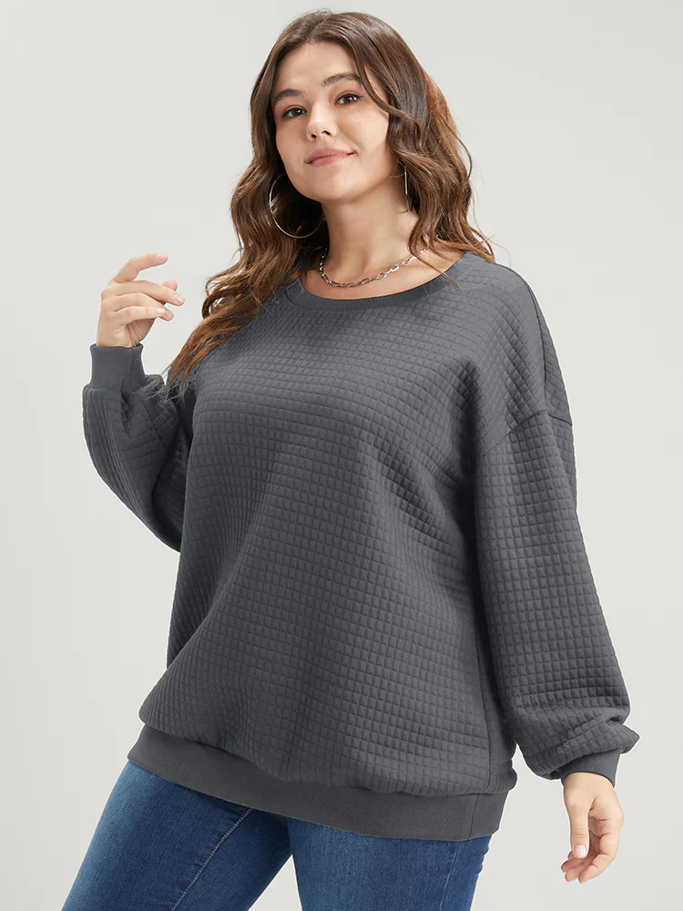 Solid Textured Drop Shoulder Sweatshirt - Image 4