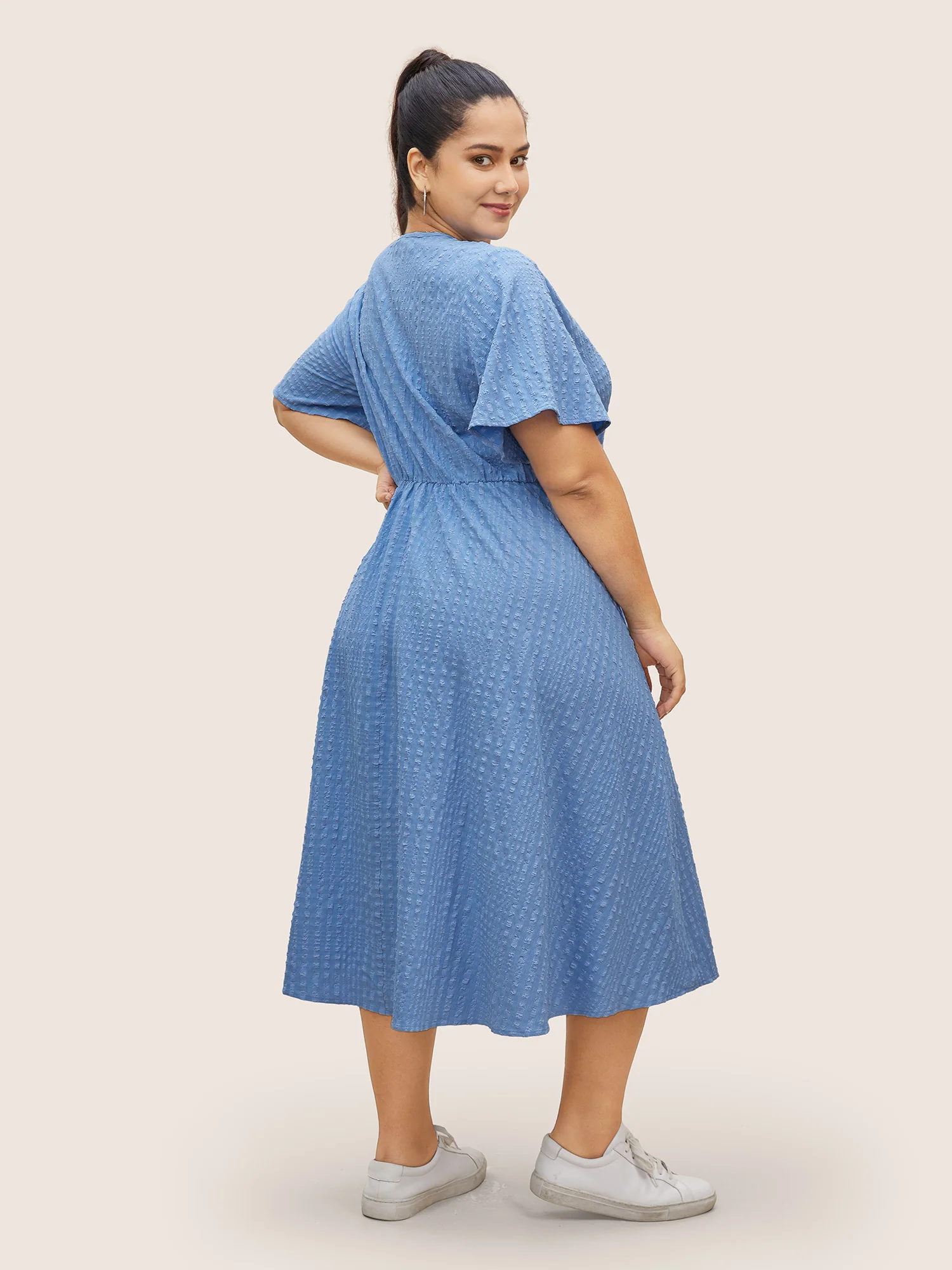 Solid Textured Jacquard Pocket Dress - Image 3