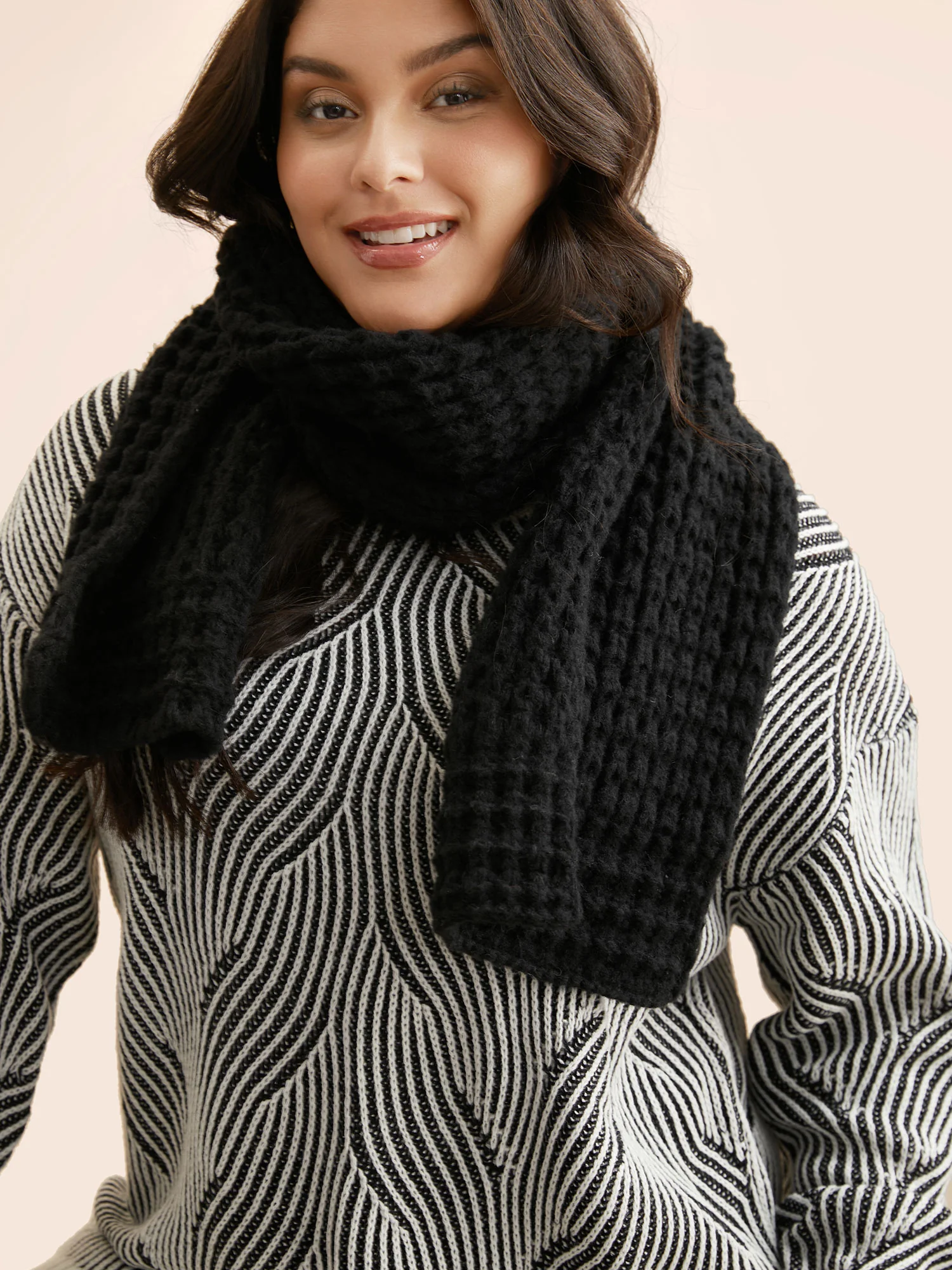 Solid Textured Soft Scarf - Image 3