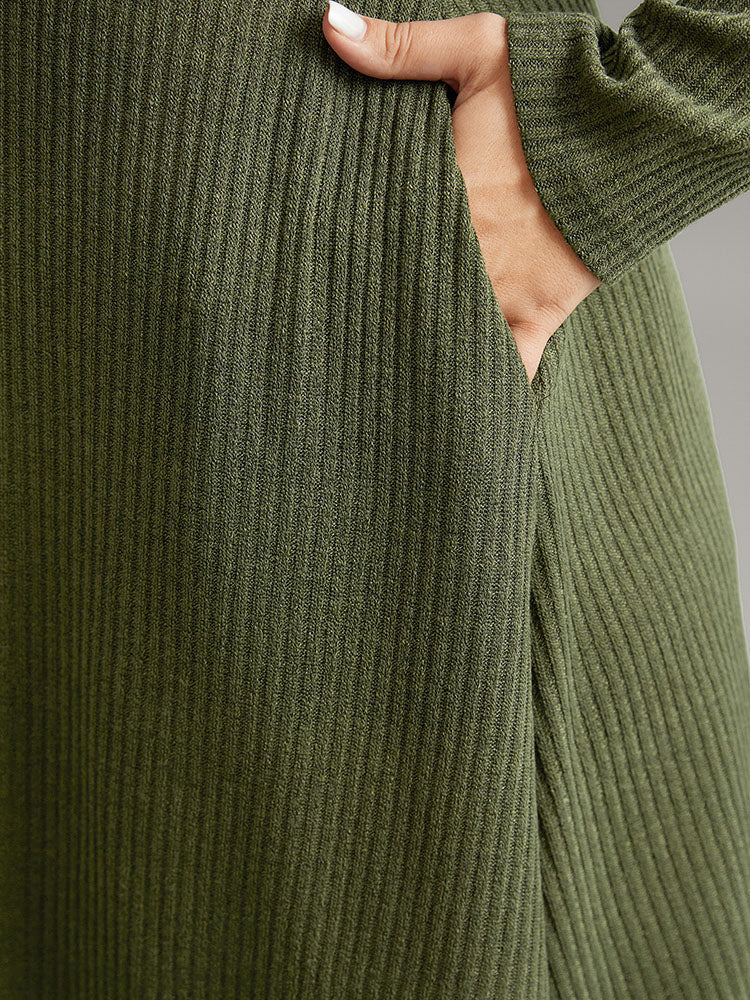 Solid Textured V Neck Pocket Dress - Image 5