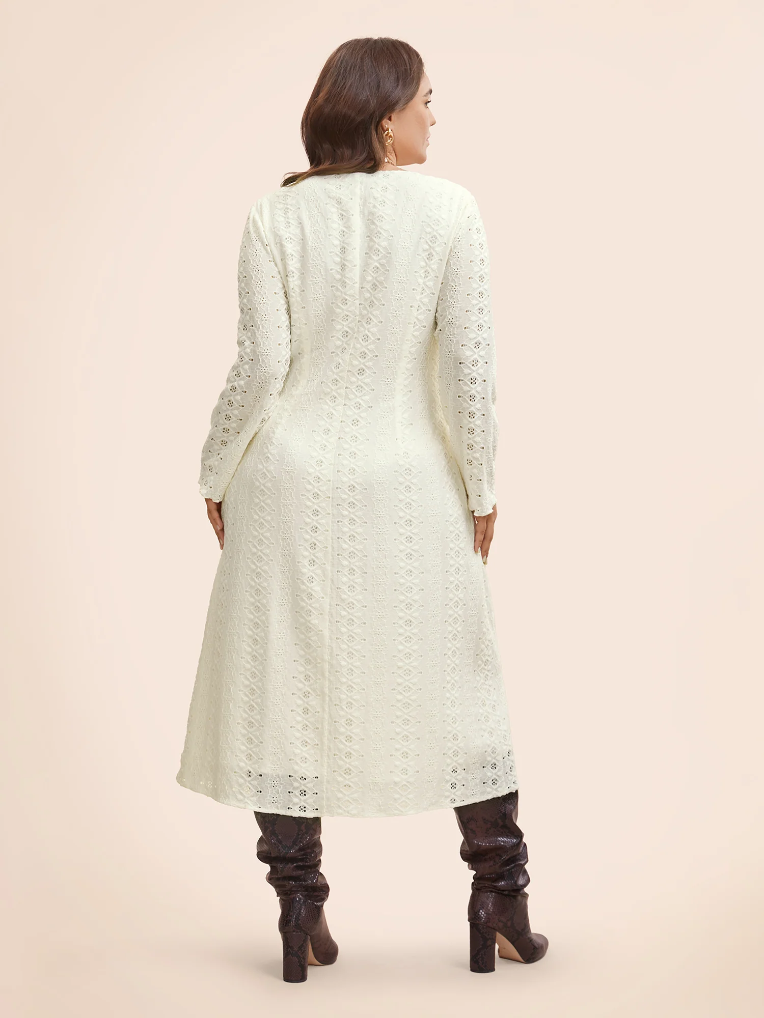 Solid V Neck Broderie Anglaise Dress - Image 3