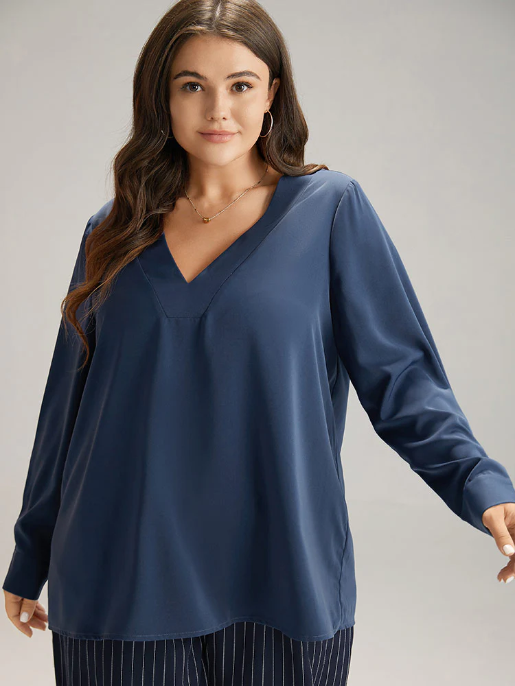 Solid V Neck Button Up Pleated Blouse - Image 2