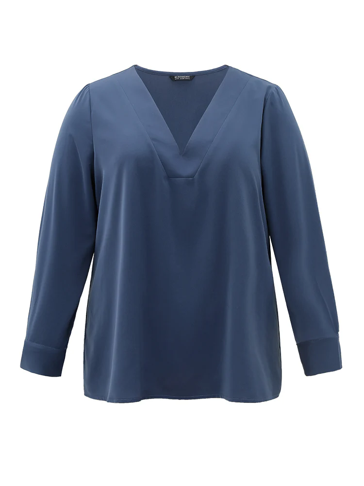 Solid V Neck Button Up Pleated Blouse - Image 8