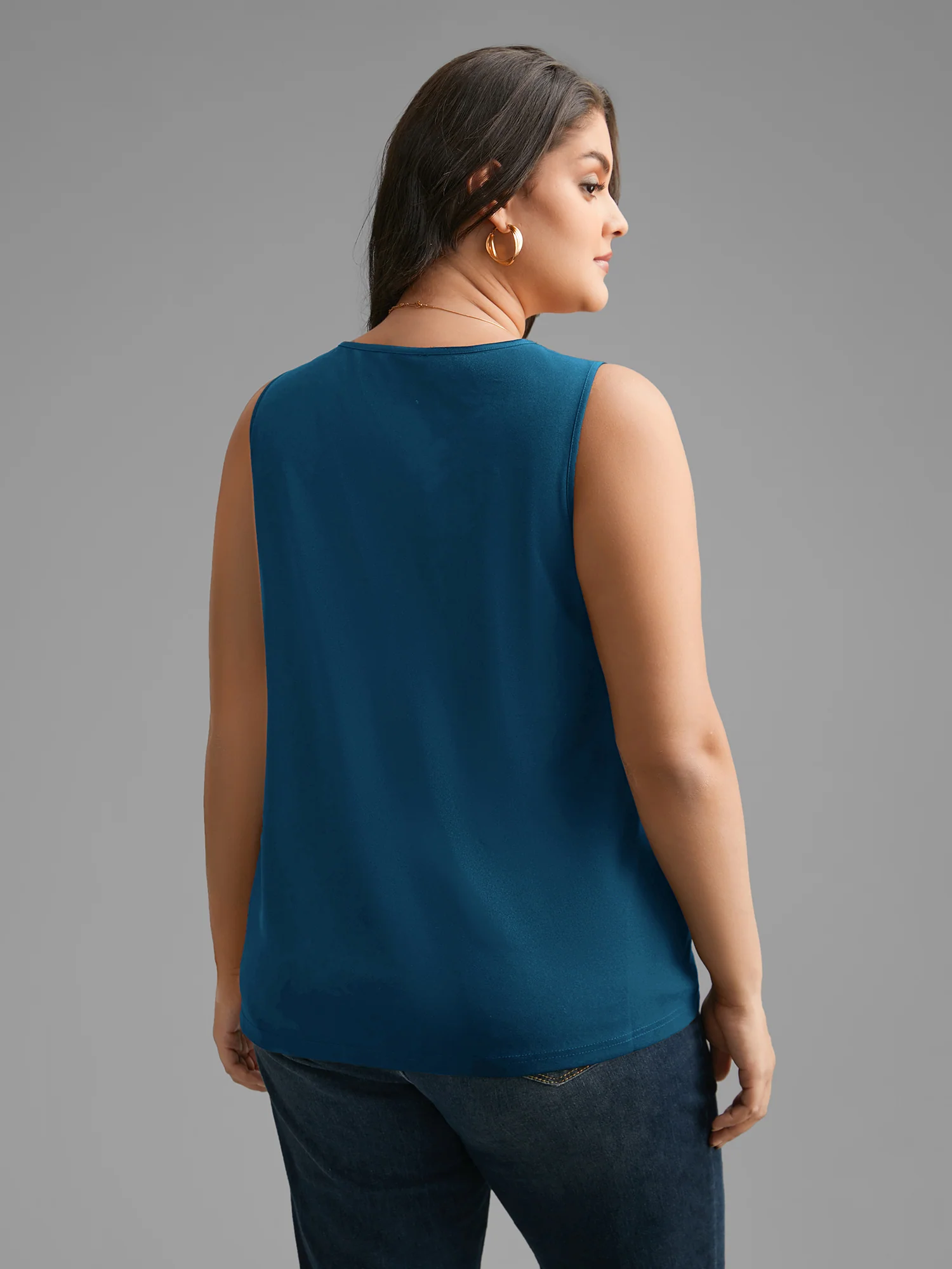 Solid V Neck Laser Cut Tank Top - Image 9