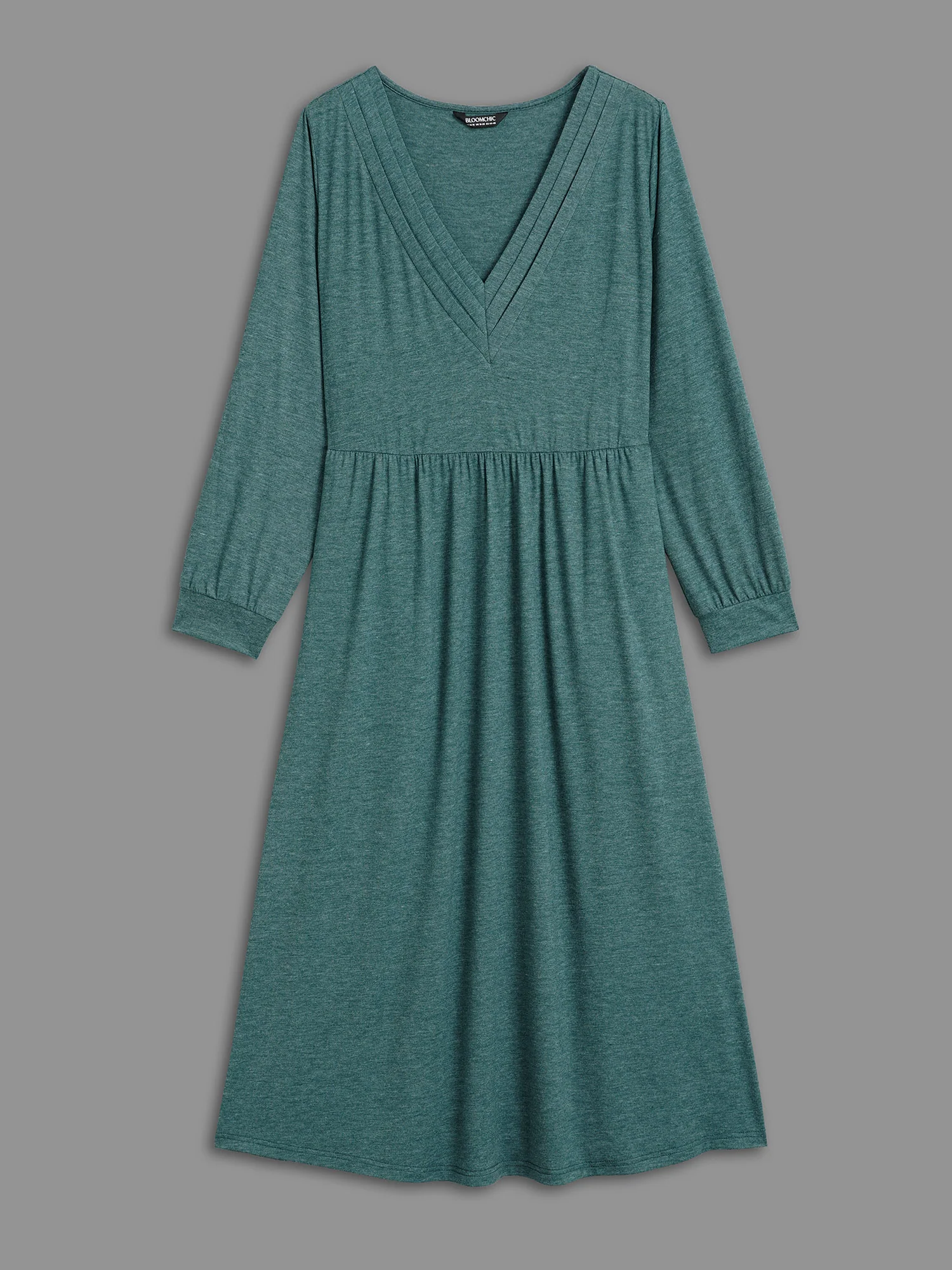 Solid V Neck Pleated Knit Dress - Image 7