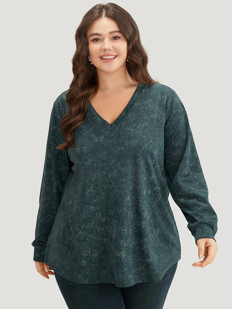 Solid Vintage V Neck Sweatshirt - Image 3