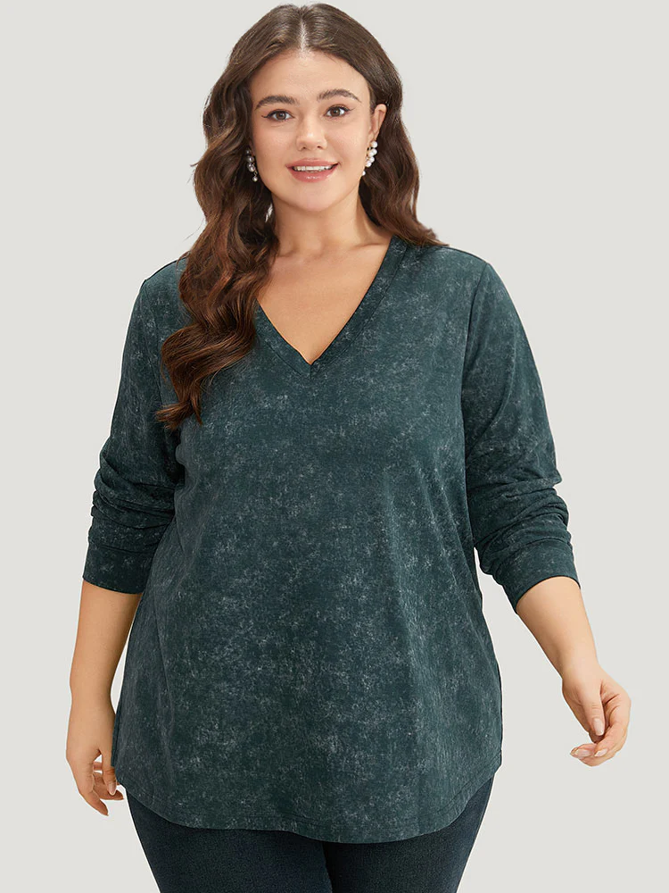 Solid Vintage V Neck Sweatshirt - Image 4