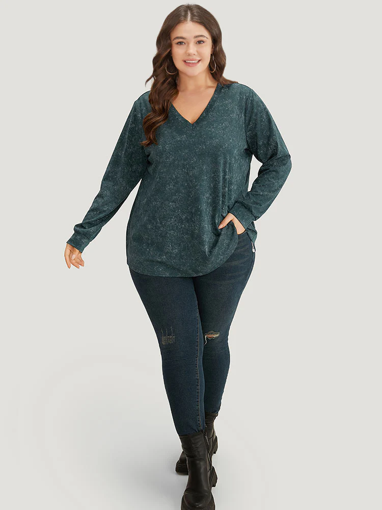 Solid Vintage V Neck Sweatshirt - Image 6