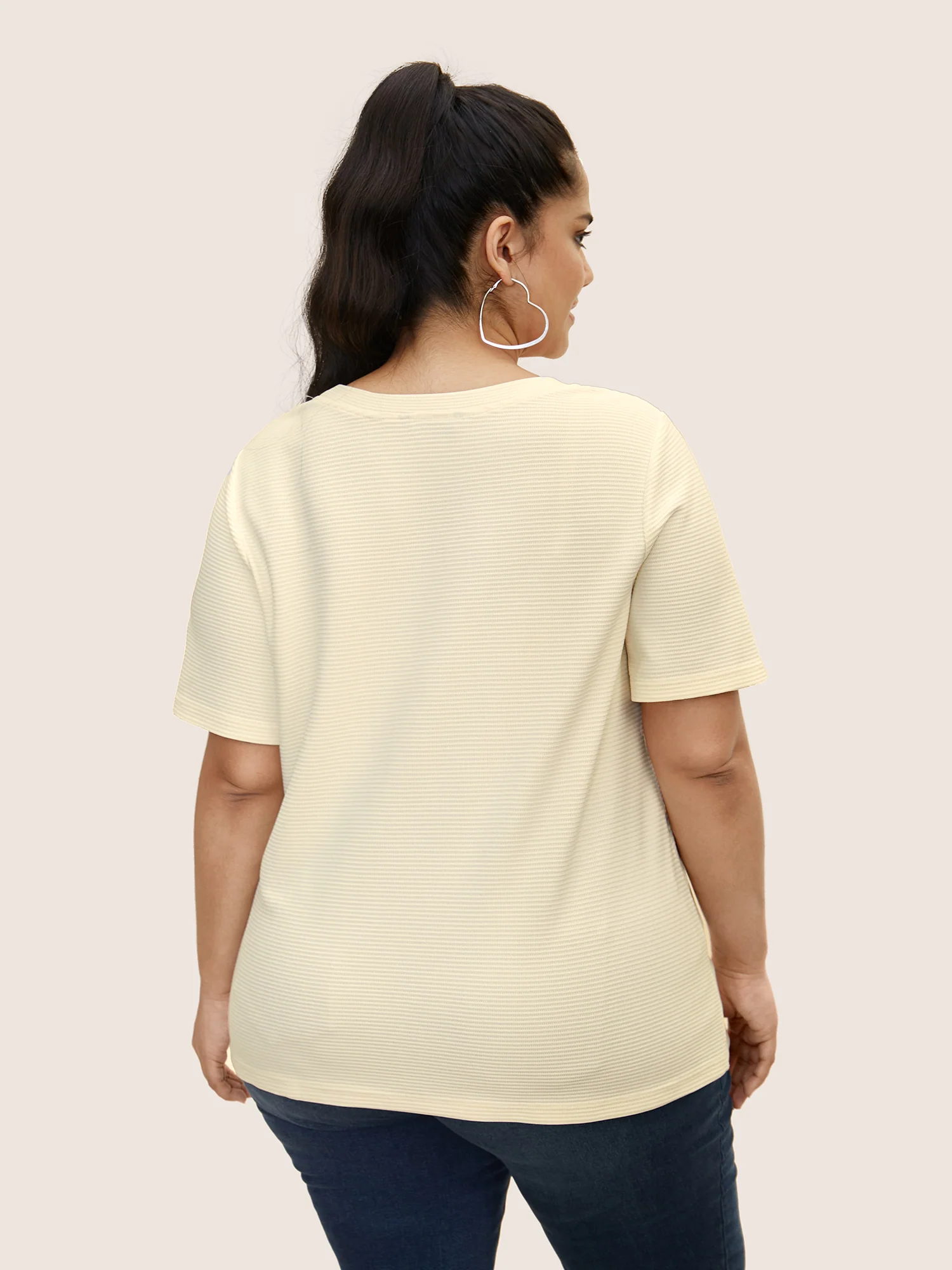 Solid Waffle Knit Patched Pocket T-shirt - Image 2
