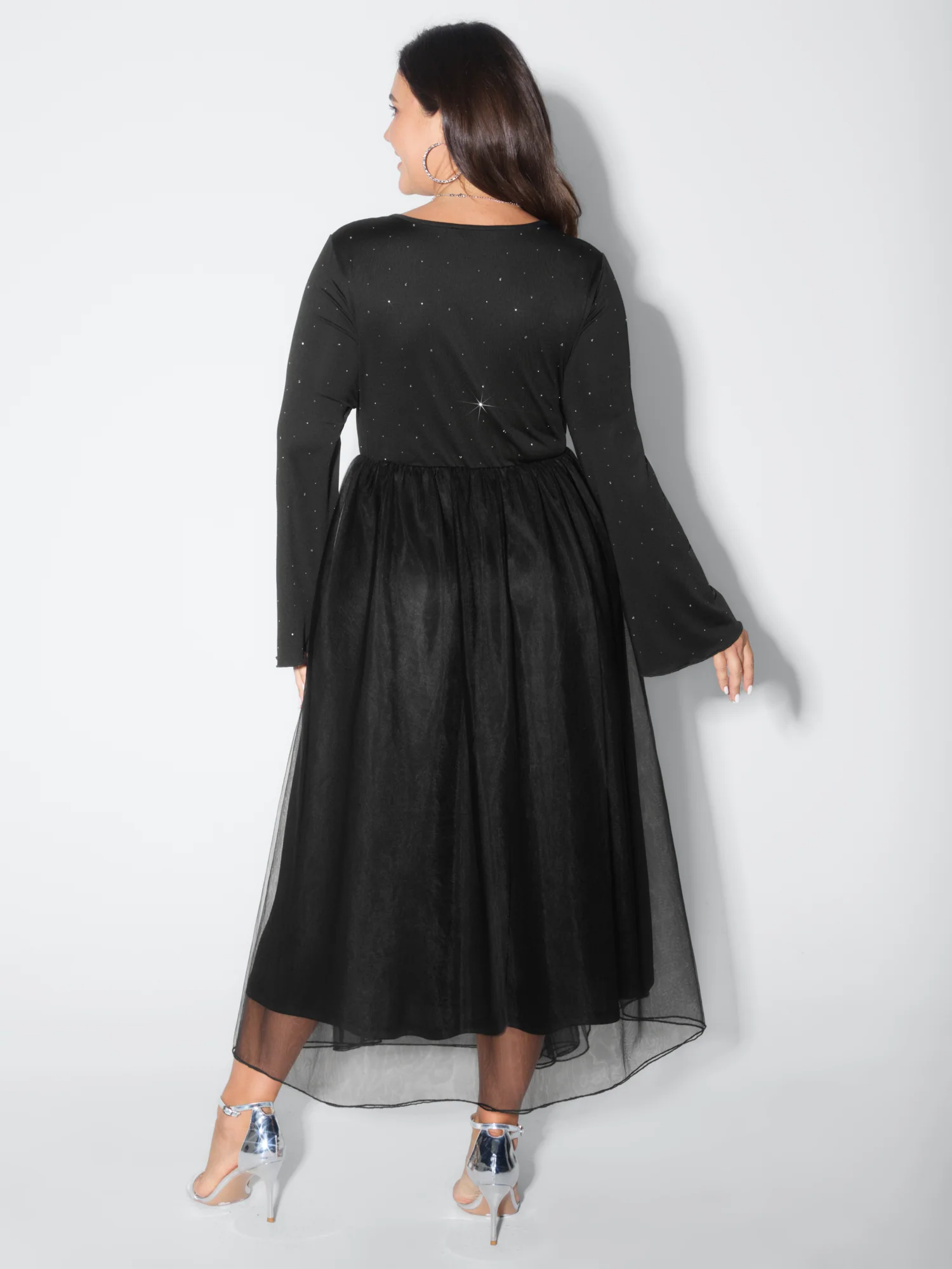 Sparkly Mesh Pockets Ruched Bodice Midi Dress - Image 4