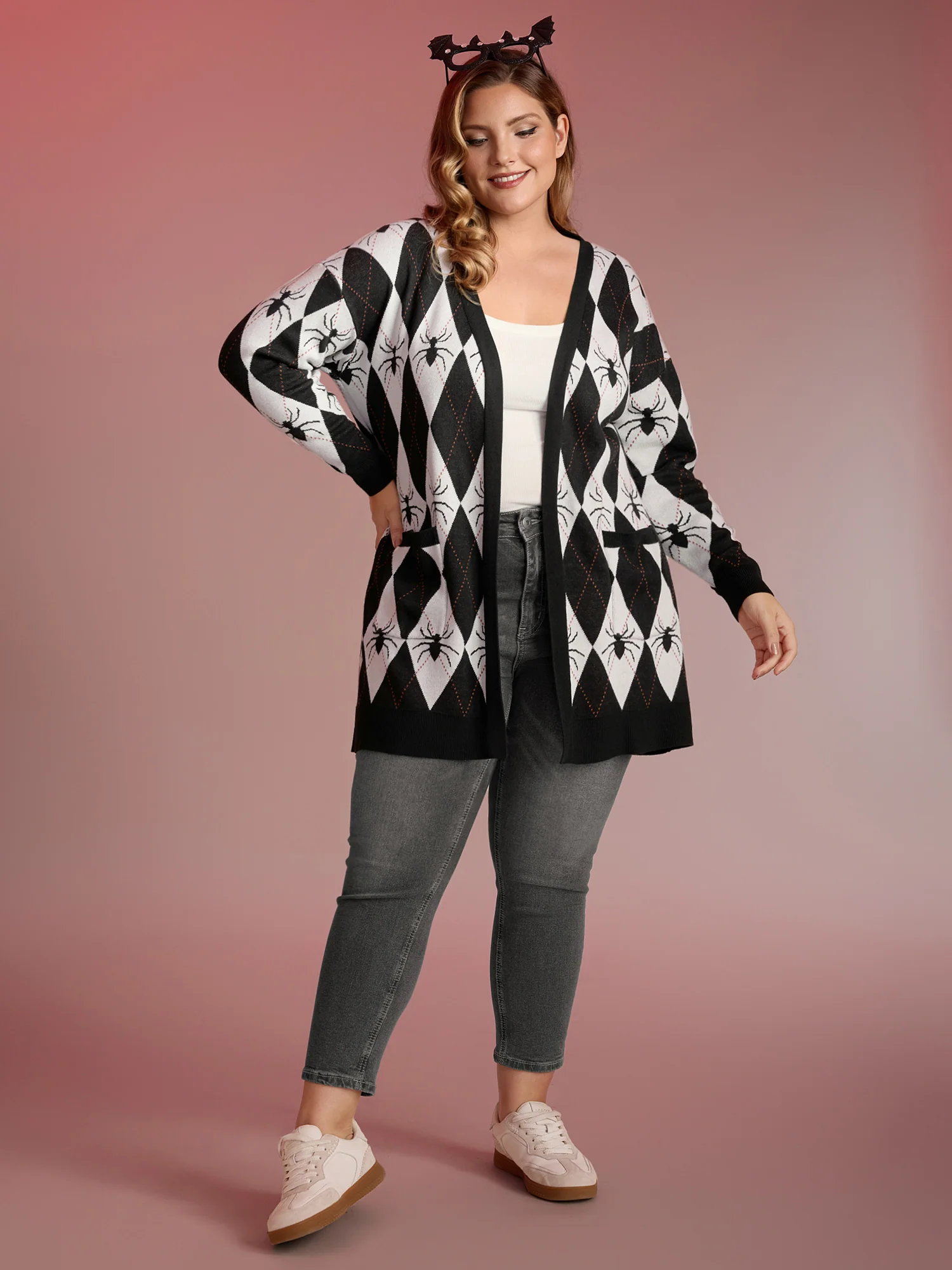 Spider Check Jacquard Pockets Knit Cardigan - Image 3