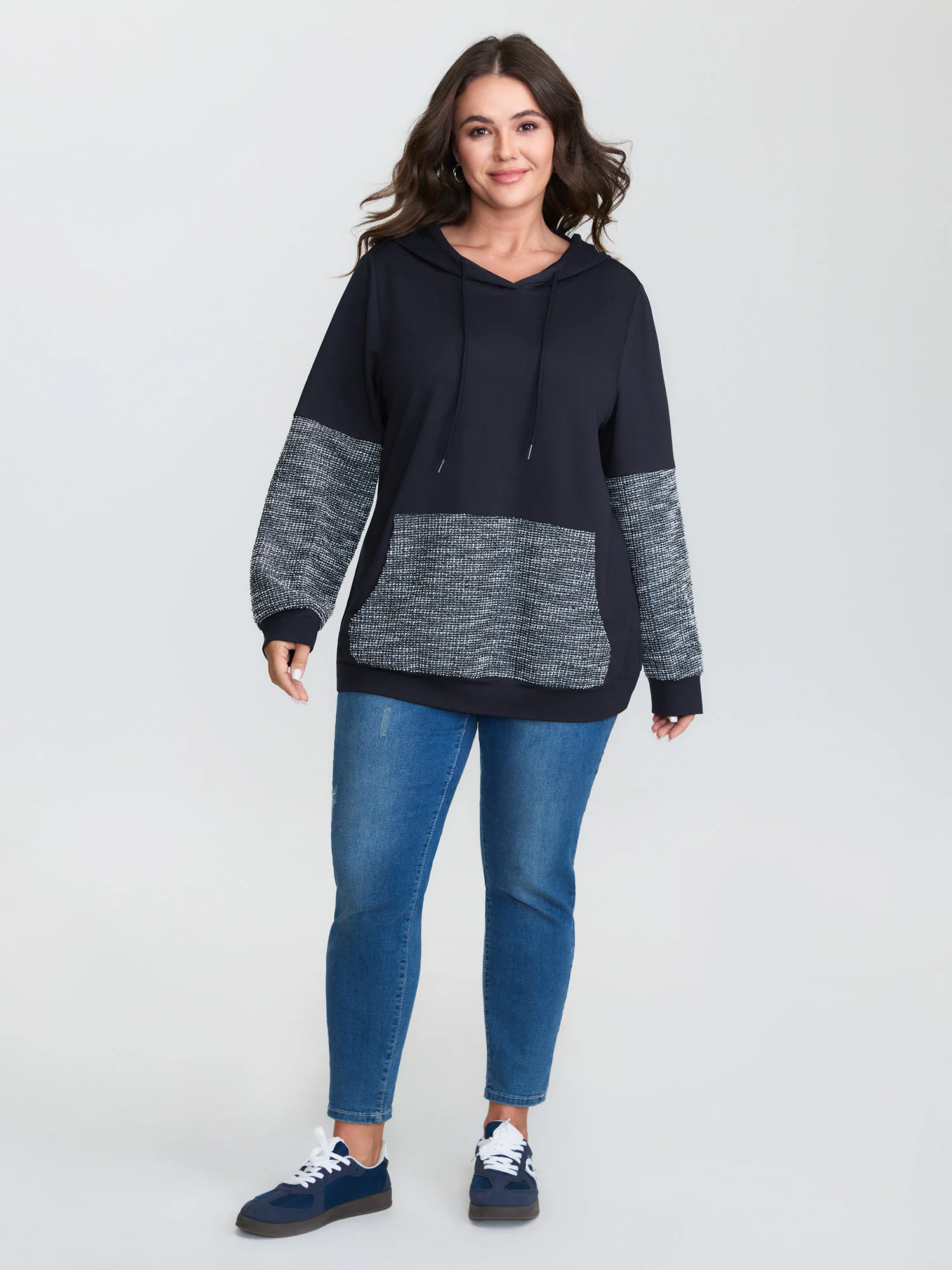 Spliced Color Contrast Textured Hoodie - Image 10