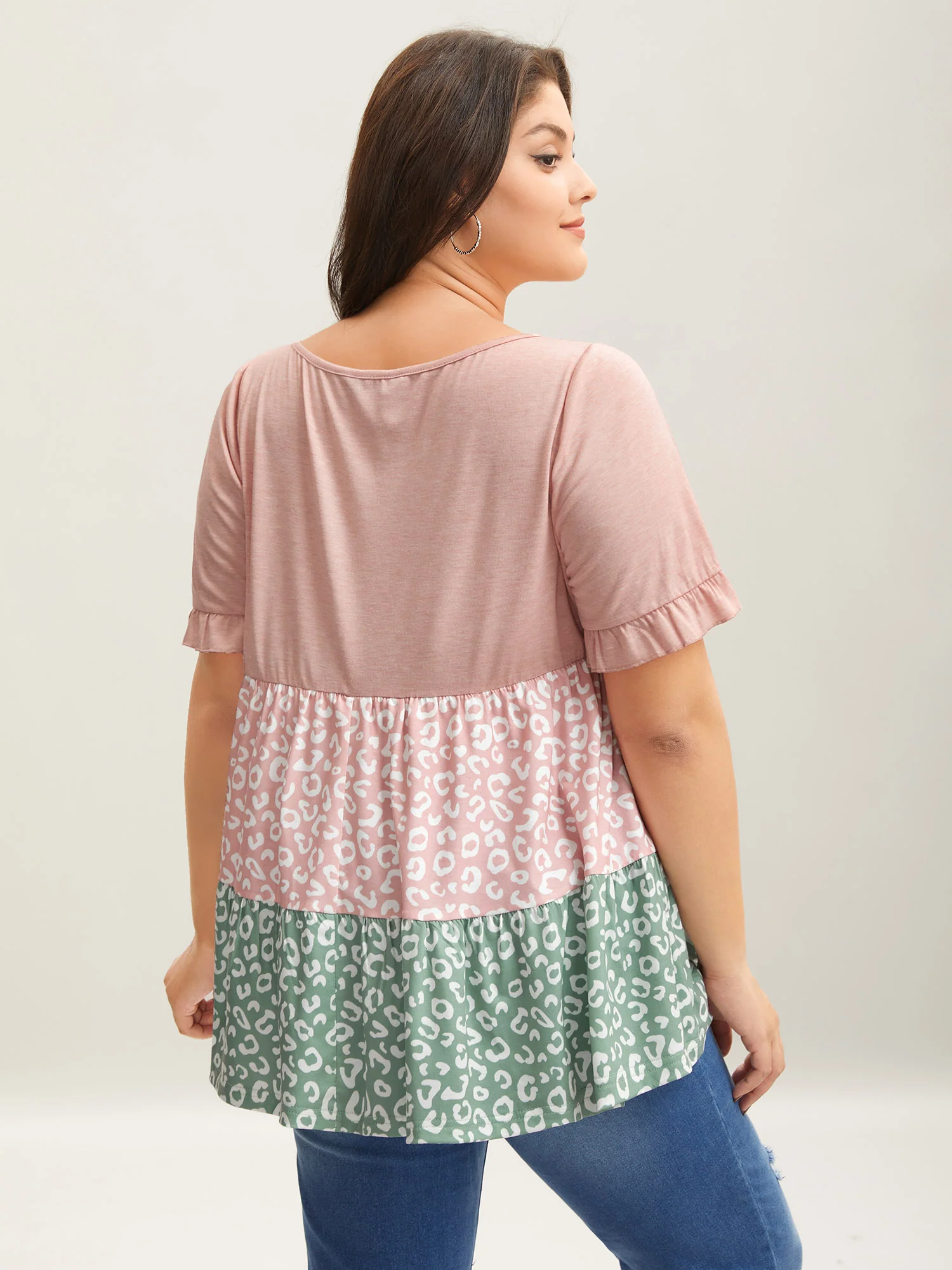 Spliced Printed Tiered Ruffled Sleeve T-Shirt - Image 4