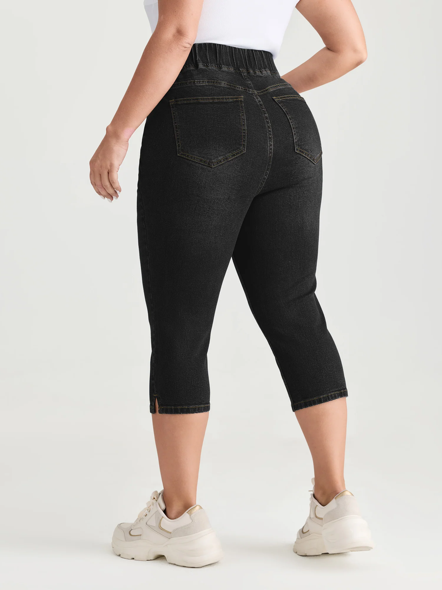 Pull-On Stretchy Waist Skinny-Fit Capri Jeans - Image 18