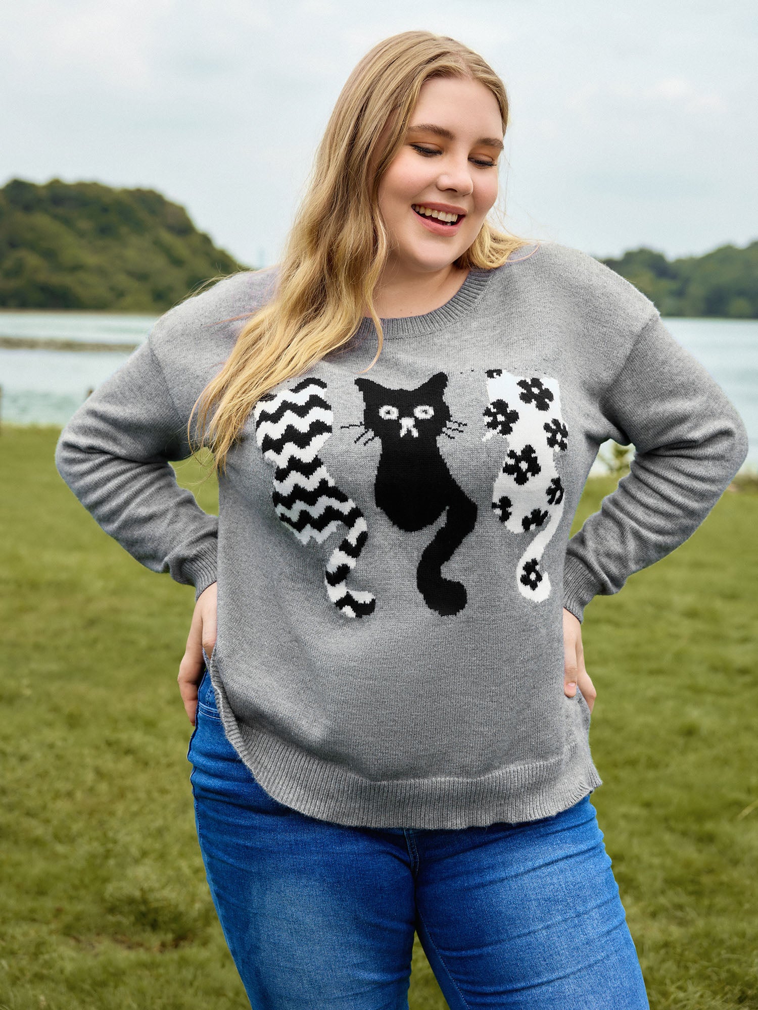 Spooky Cats Jacquard Pattern Pullover - Image 5