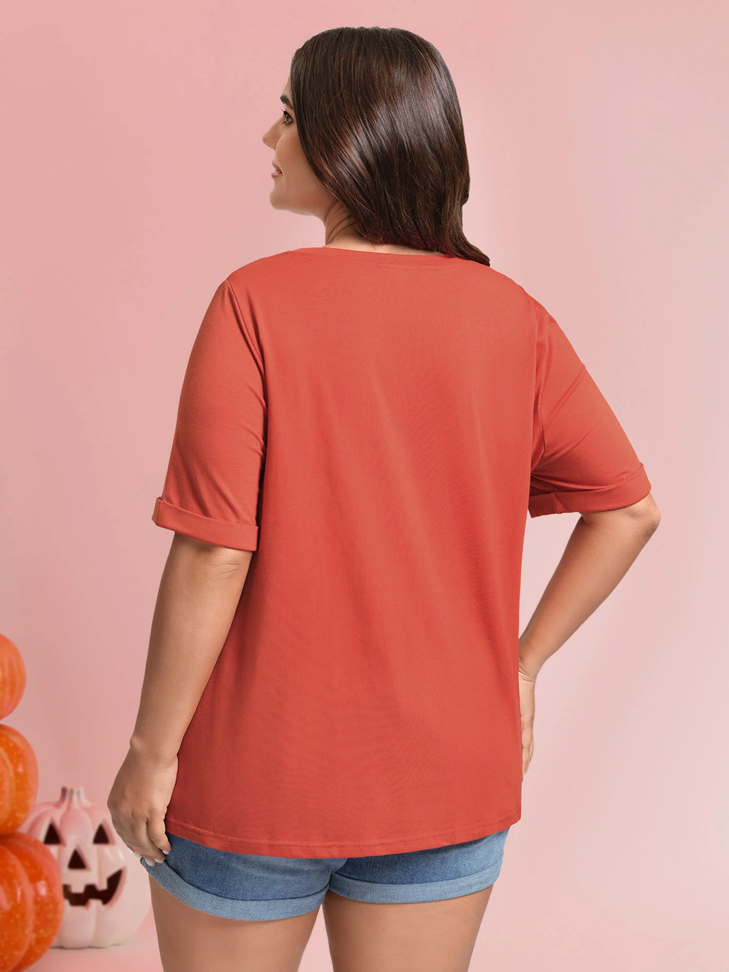 Spooky Print Round Neck T-Shirt - Image 4