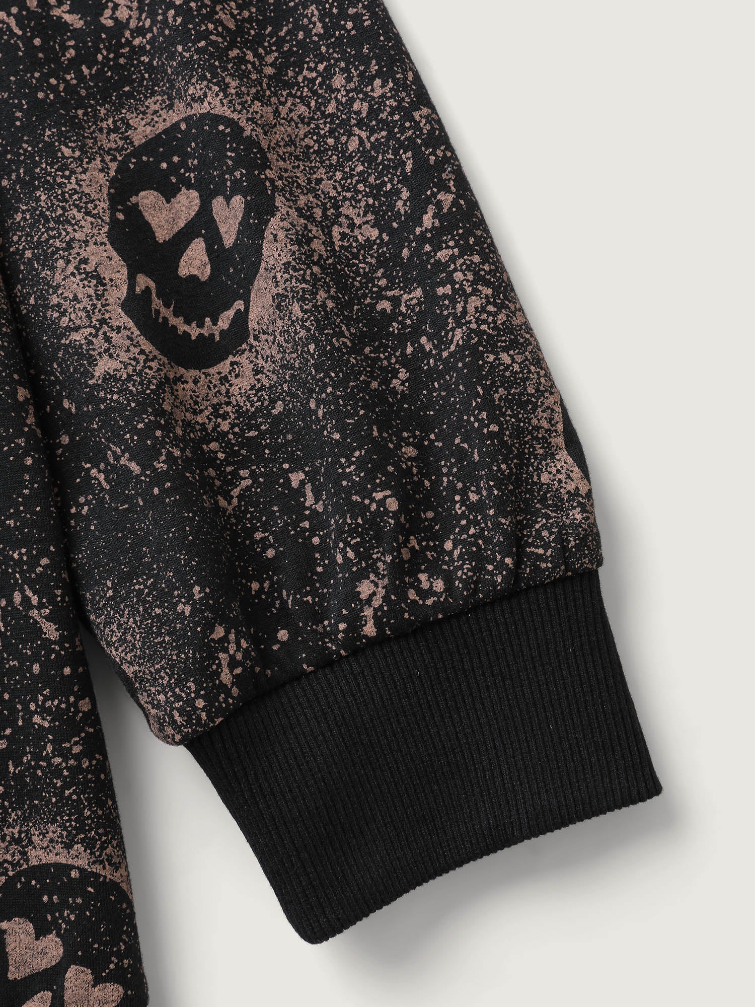 Spooky Skull Print Ribbed Hem Sweatshirt - Image 5