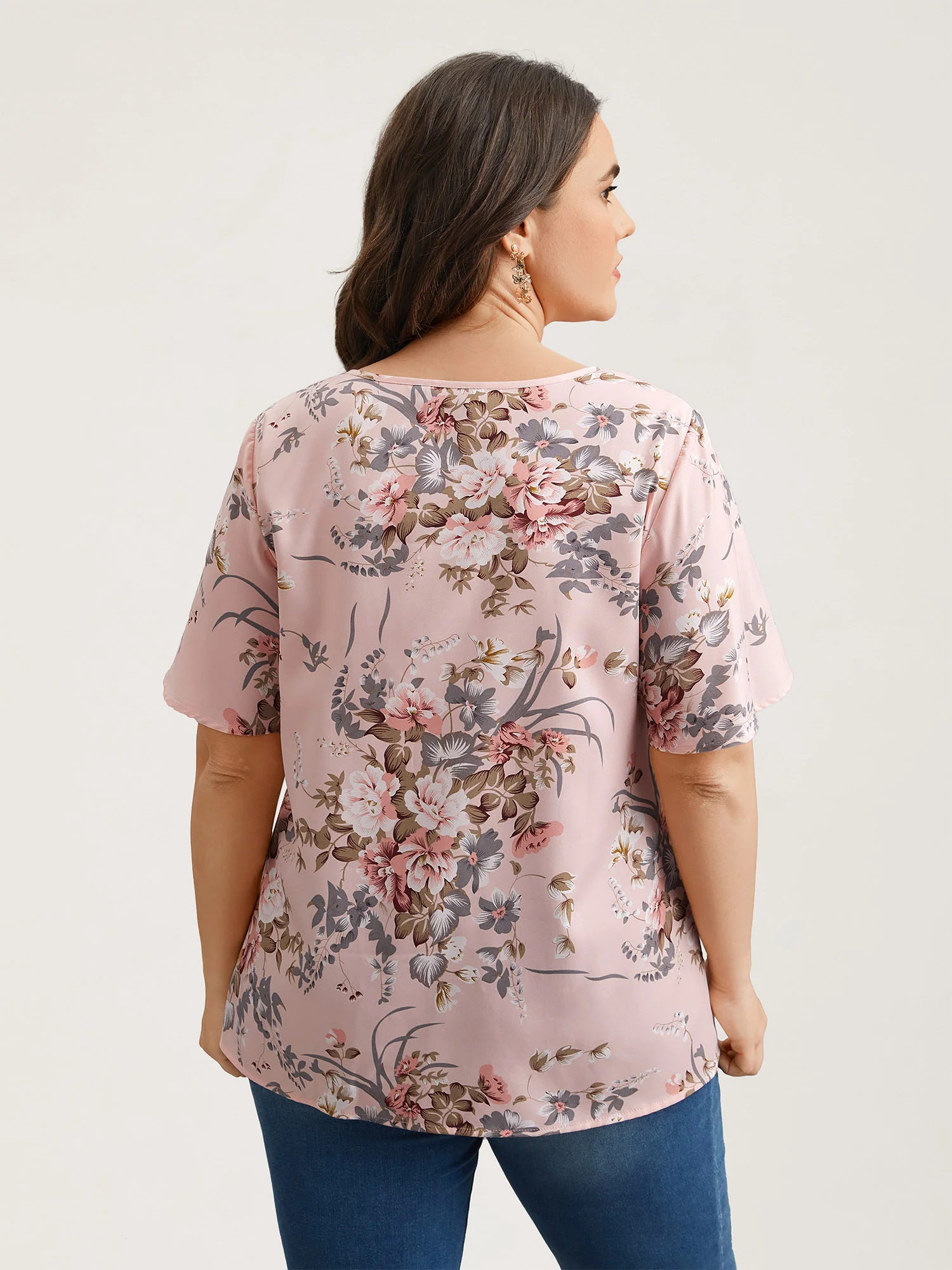 Spring Pattern Neck Cut-Out Pleated Shirt - Image 4