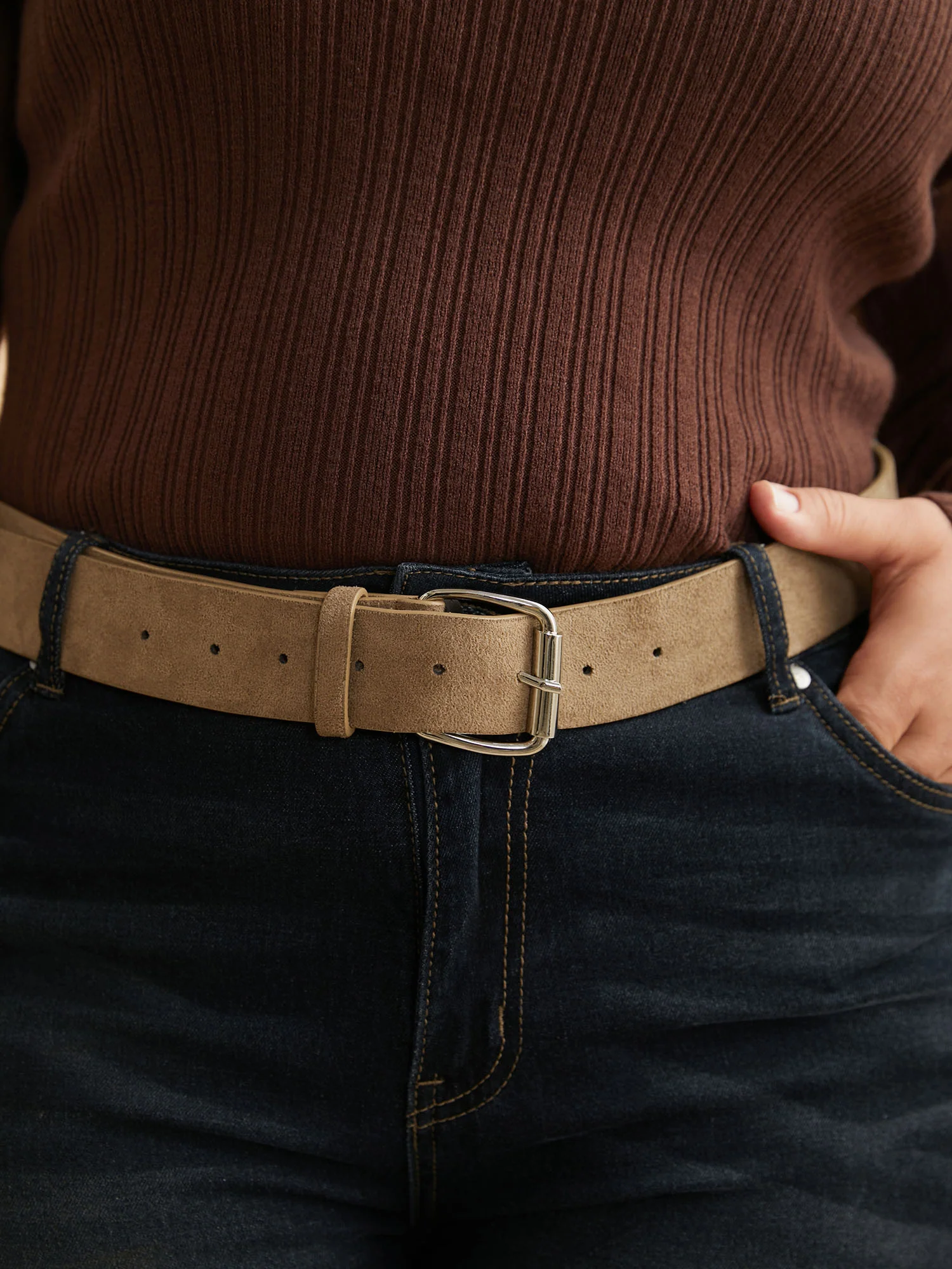 Square Buckle Velvet Belt - Image 4